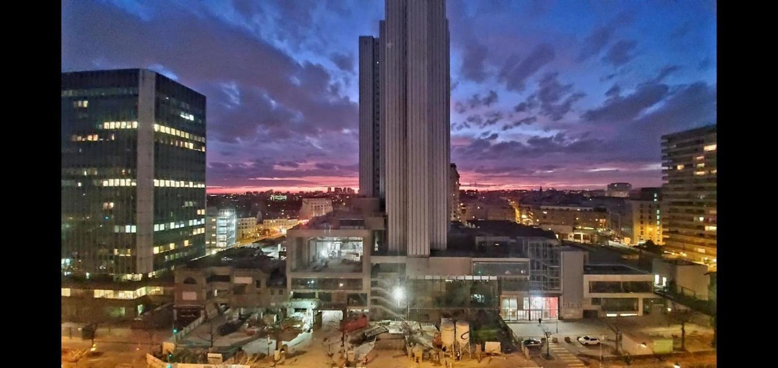 2 Private Bedrooms, Montparnasse Station باريس المظهر الخارجي الصورة